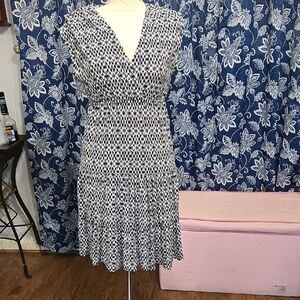 New York & Company Black and White Geometric Midi Dress